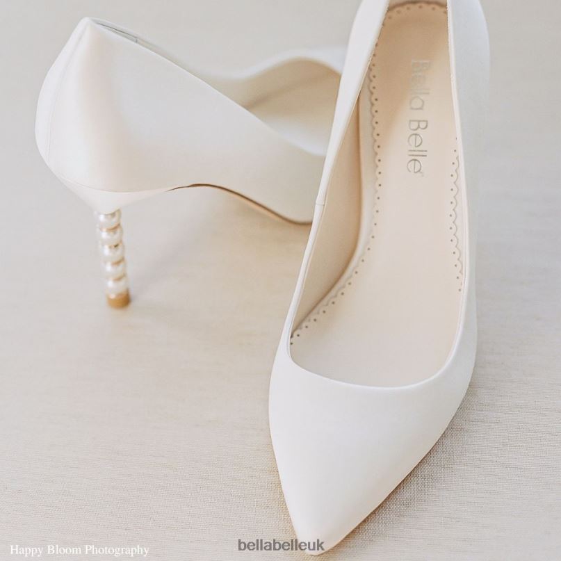 Bella Belle AUDREY IVORY Ivory Pumps with Gold Ring & Pearl Heels 2680276